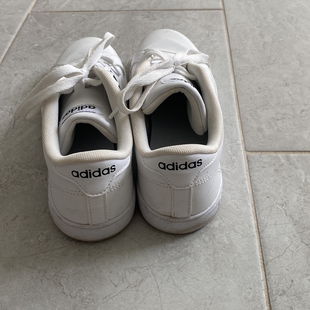 Adidas Shoes - Picture 5 of 8